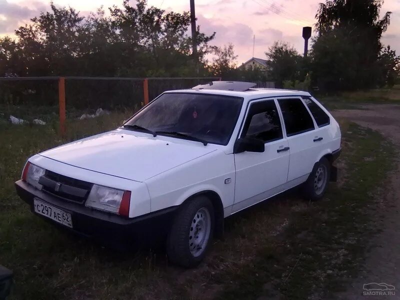 Новый выпуск ваз 2109. Ваз 2109 1991 года. Ваз 2108 красная. Авито москва отдам даром автомобиль 2109. Ваз 2109 бежевая.