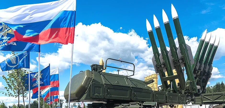 Оборонно стратегический комплекс. Оборонно промышленный комплект. Оборонный комплекс. Оборонно стратегический комплекс. Оборонно-промышленный комплекс.