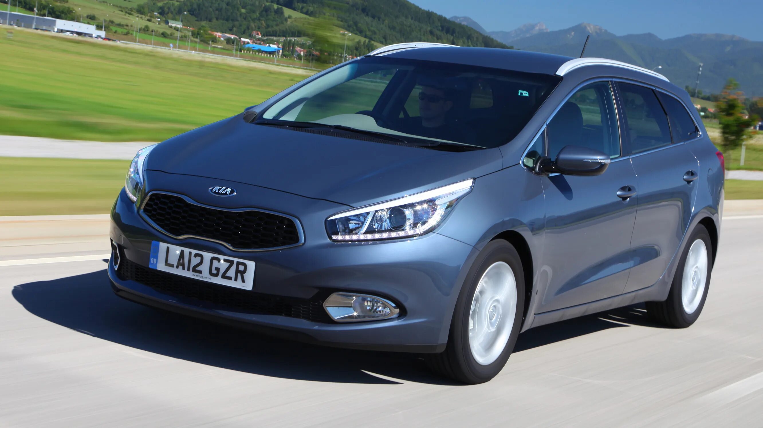 Kia Ceed SW. Kia Ceed 2012. Киа СИД седан 2012. Kia Ceed седан 2014. Киа сид 2012 купить