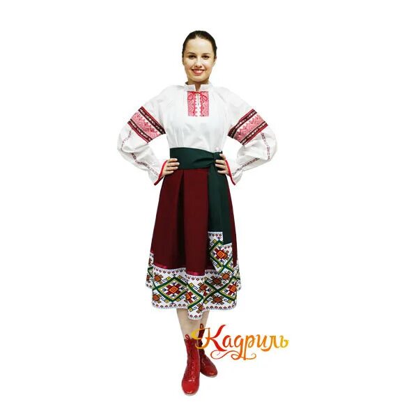 Молдаван женщина. Национальный костюм Молдавии. Национальный костюм Молдован. Костюм молдавский. Молдавский костюм женский.