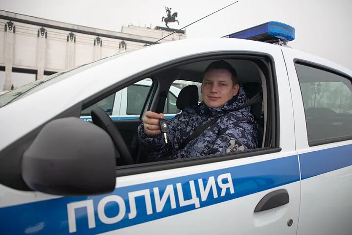 Сколько получают дпс. Сколько получают дпс. Полицейский инфинити. Сколько получают дпс. Зарплата полицейского по званиям.