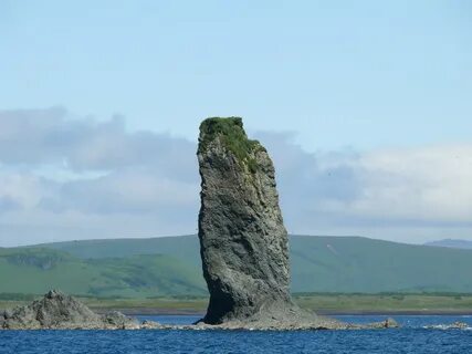 Скала на мысе крильон