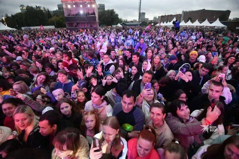 верный отличник. карнавал екатеринбург. фестиваль верный. зоошоу промокод. концерты в екатеринбурге 2023.