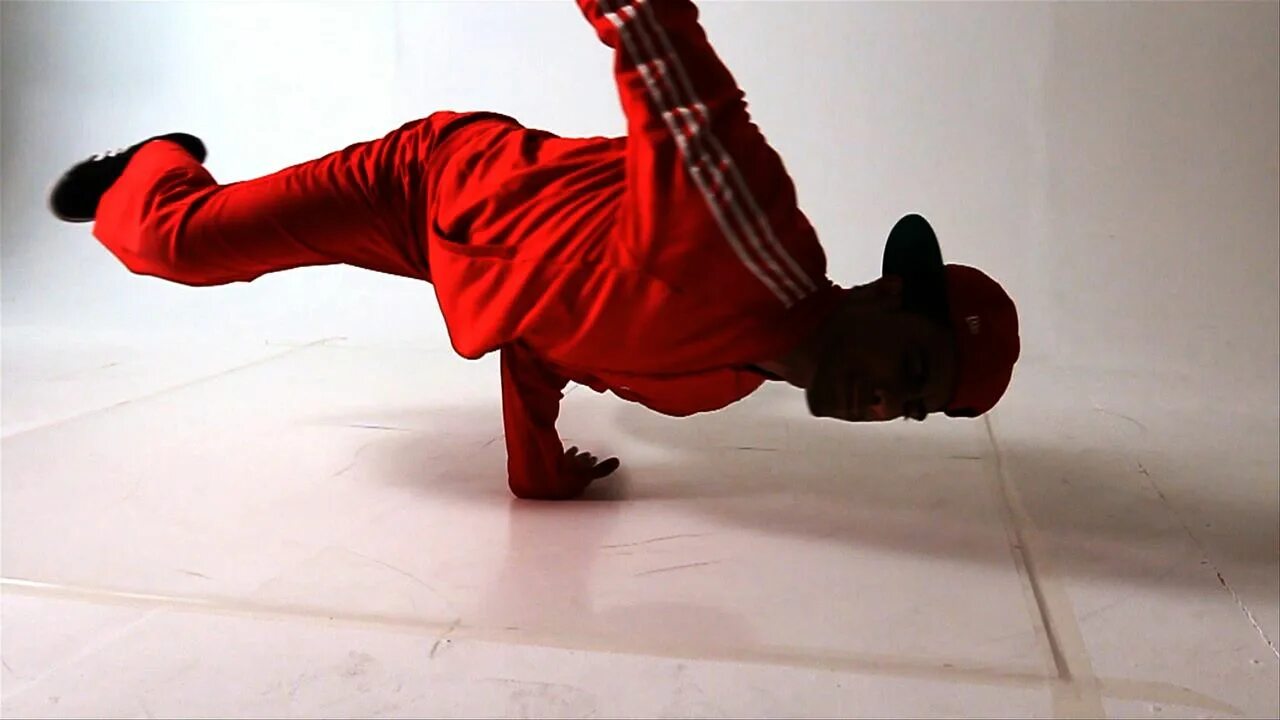 Олимпиада брейк данс париж. Тейк брейк. Тейк брейк. Тейк брейк. Брейк дансеры 90х.