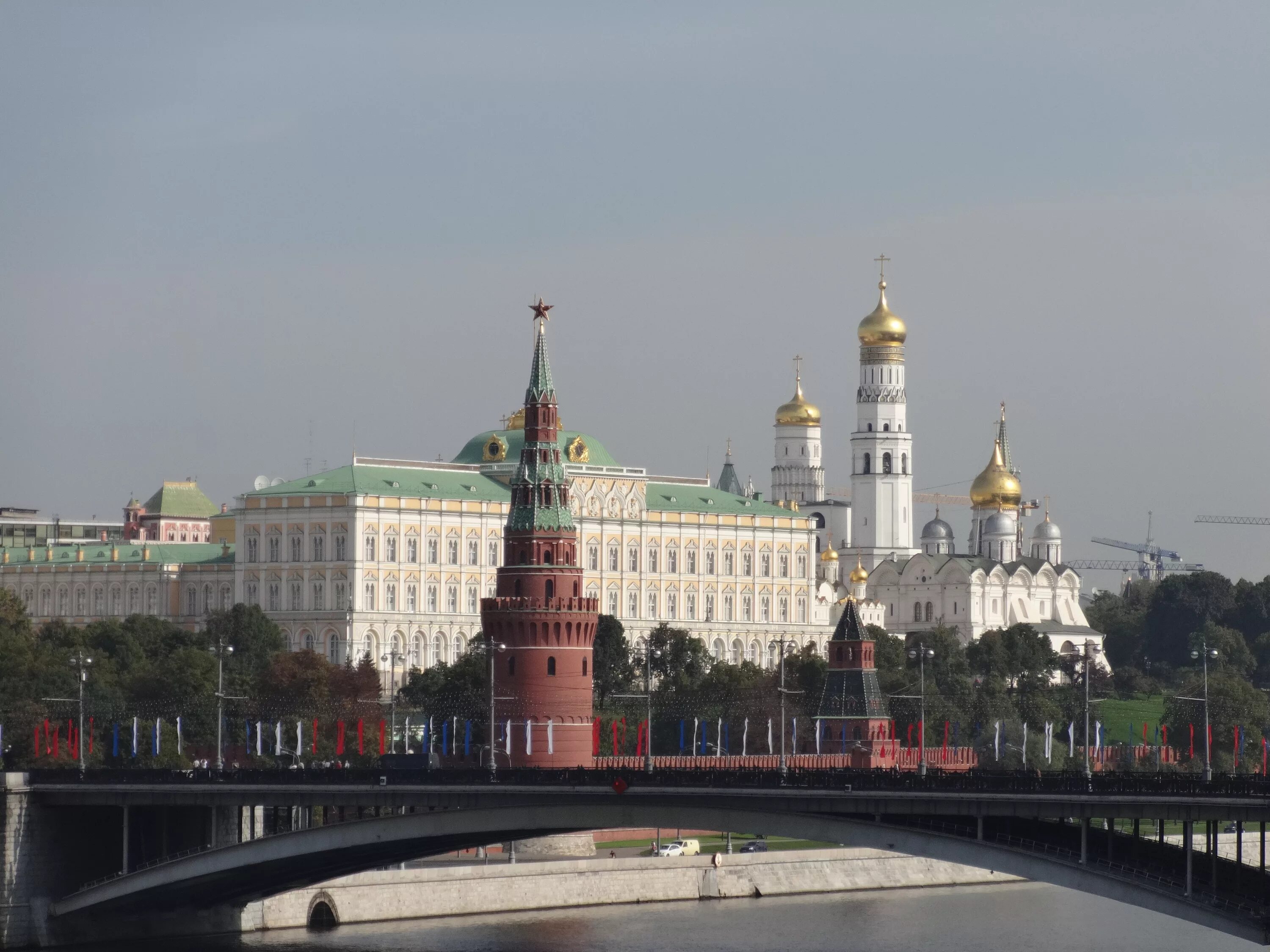 Кремлевская архитектура. Ансамбль Московского Кремля. Ночной Кремль. Три Кремля. Кремль 03.05.23.