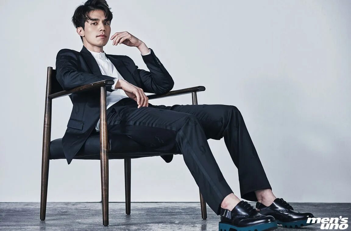 Ли дон ю. Ли дон ук и гон ю. гон ю актер и ли дон ук. men`s uno lee dong wook. ли дон ук и гон ю фотосессия.