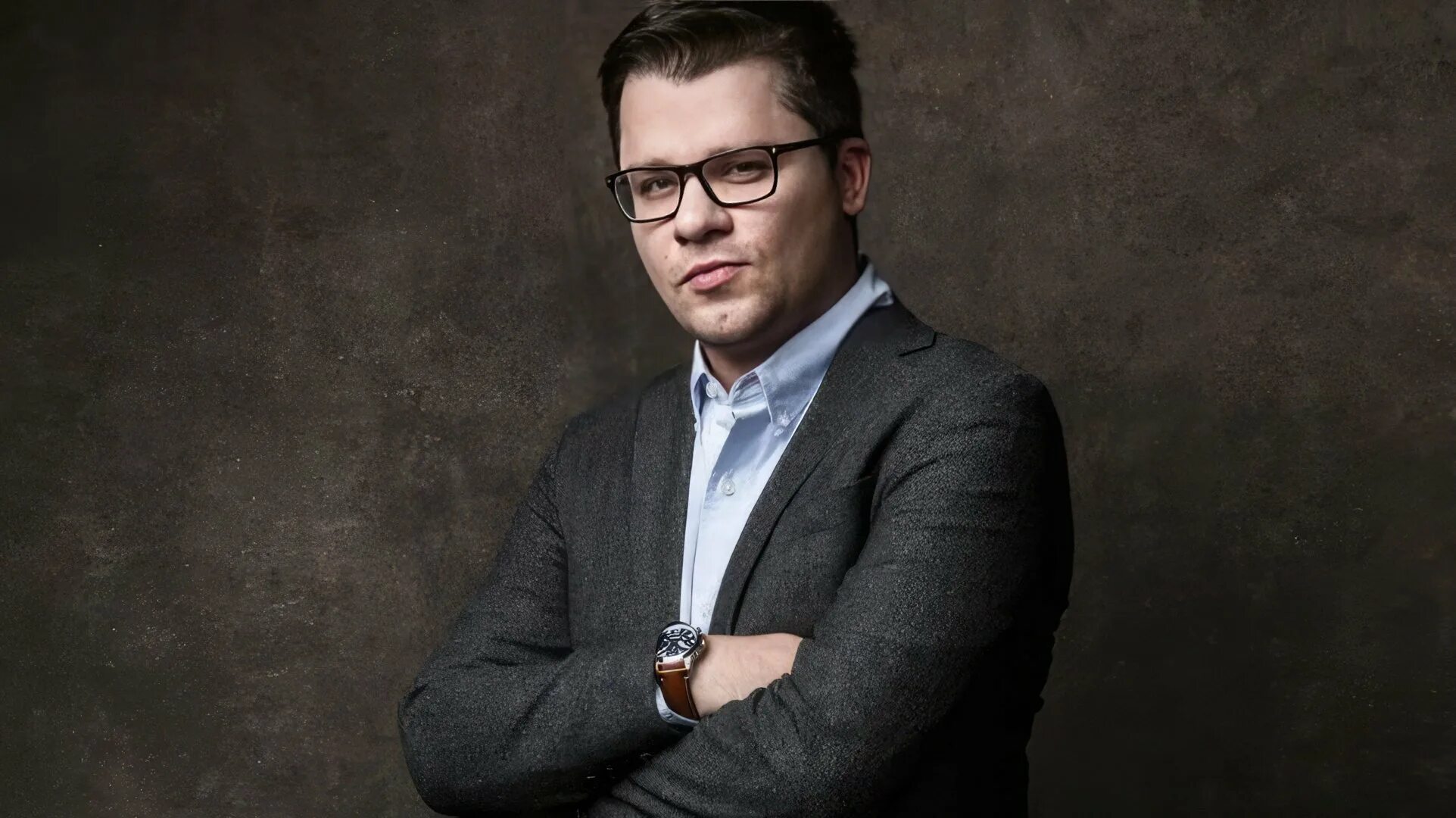 гарик харламов 2011. гарик харламов. Comedy club павел воля харламов. гарик харламов тнт. андрей бебуришвили камеди 2022.