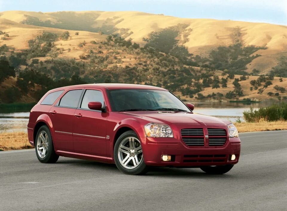 Додж магнум универсал. Dodge magnum 2005. Dodge magnum 2008. Dodge универсал. Dodge magnum 2007.