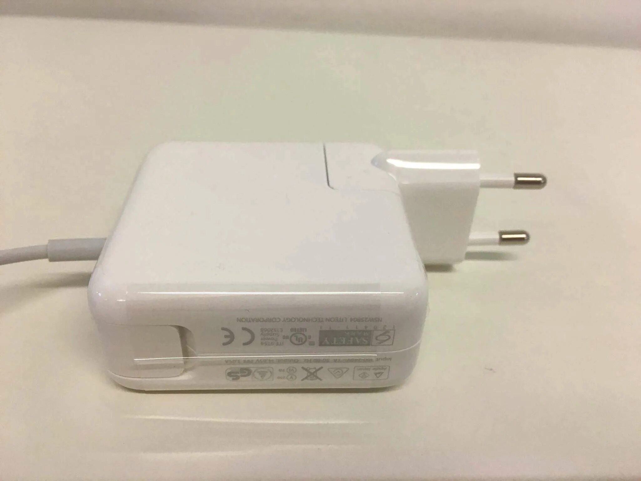 Чехол apple magsafe для iphone 15. Apple MAGSAFE 2 Power Adapter - 45w (md592z/a). Apple Power Adapter 45w magsafe2. Адаптер питания Apple Power Adapter MAGSAFE 2. Адаптер питания Apple Power Adapter MAGSAFE 1.