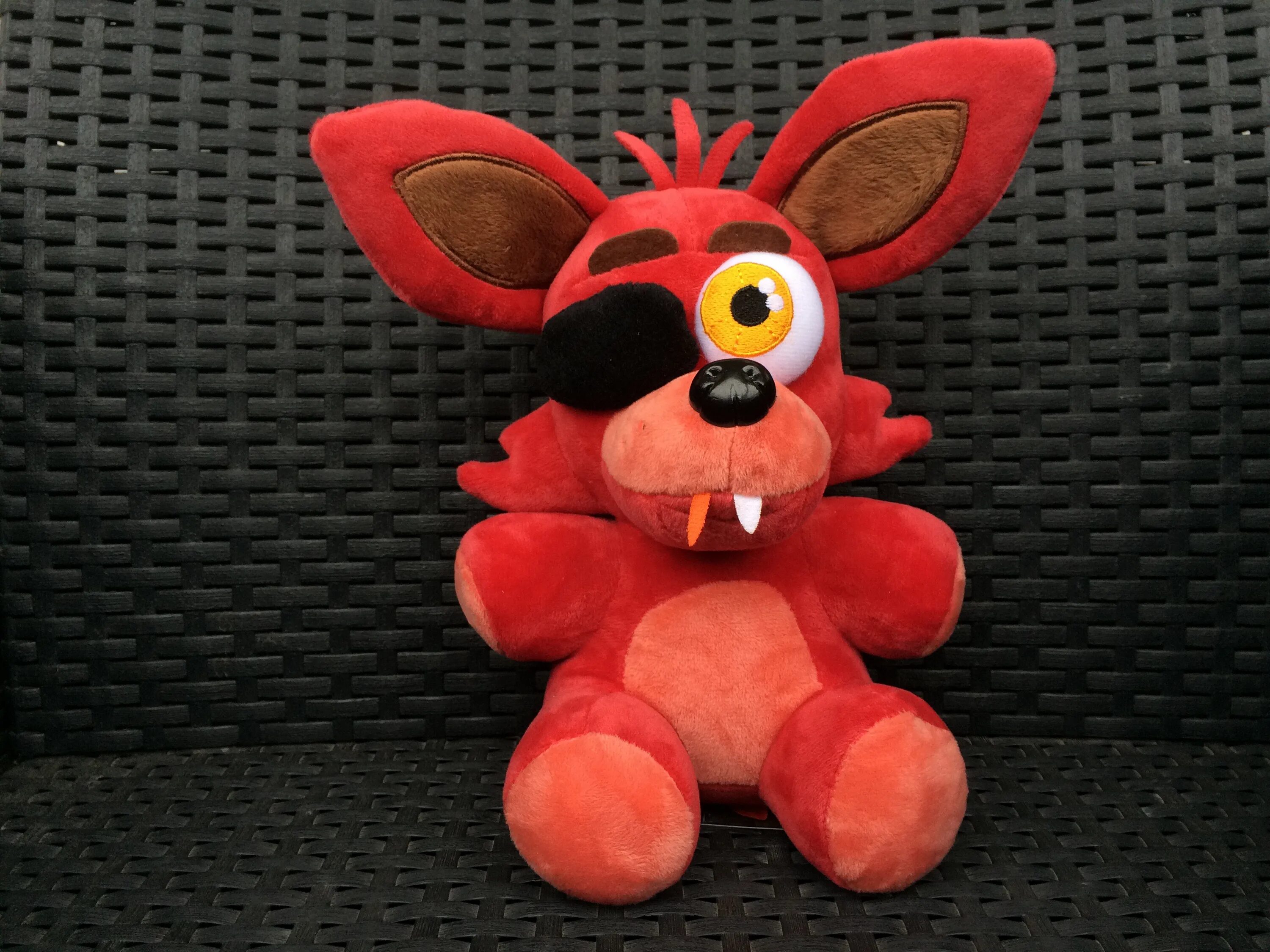 Фнаф пермь. Плюшевый Фокси. FNAF Plush Foxy. Sanshee Foxy. Фокси ФНАФ 1 игрушка.