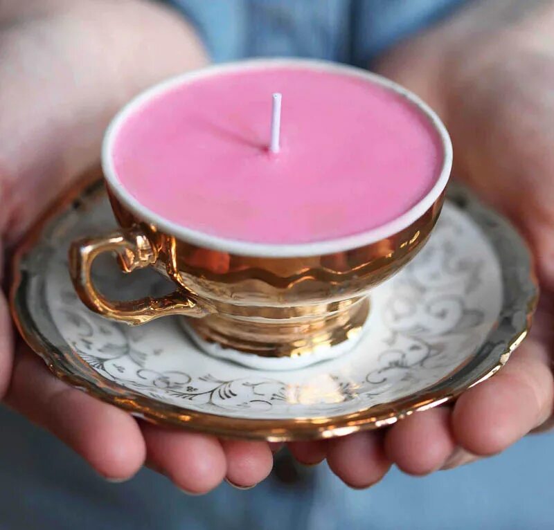 Свеча в чаше. Свеча чашка. Свечи в чашечках. Свеча в кружке. Свеча в чашке.