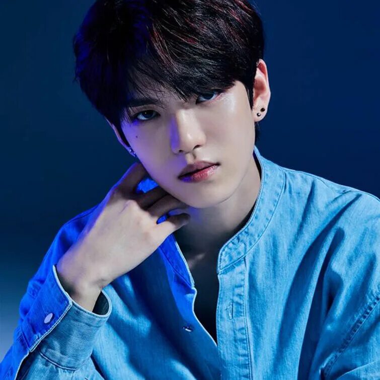The face us 2. VERIVERY GYEHYEON. Чо ге хён. Чу Инхо VERIVERY. Ён сын VERIVERY.
