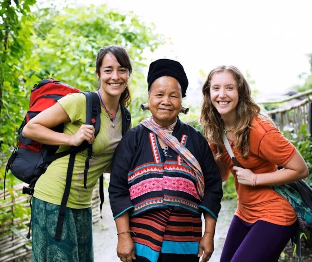 They feature. Tourists is talking. Far-off friends. Local Tourist. A Tourist and a local Citizen.