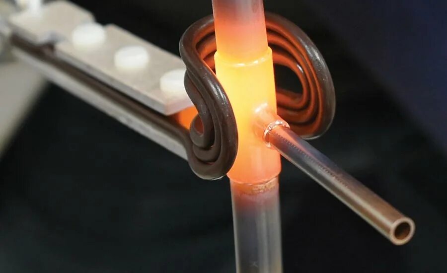 Твч для пайки меди. Кольцевой индукционный нагреватель 150мм. Раскаленный металл ковка. Нагретый медный. Медные кубы.