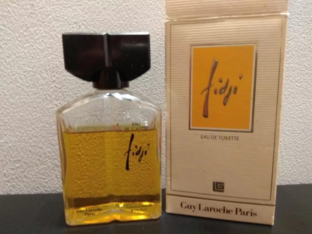 Фиджи оригинал купить. Fidji EDT 50ml. Guy Laroche Fidji парфюмерная вода. Rudline Fidji духи 100 мл. Фиджи духи женские.