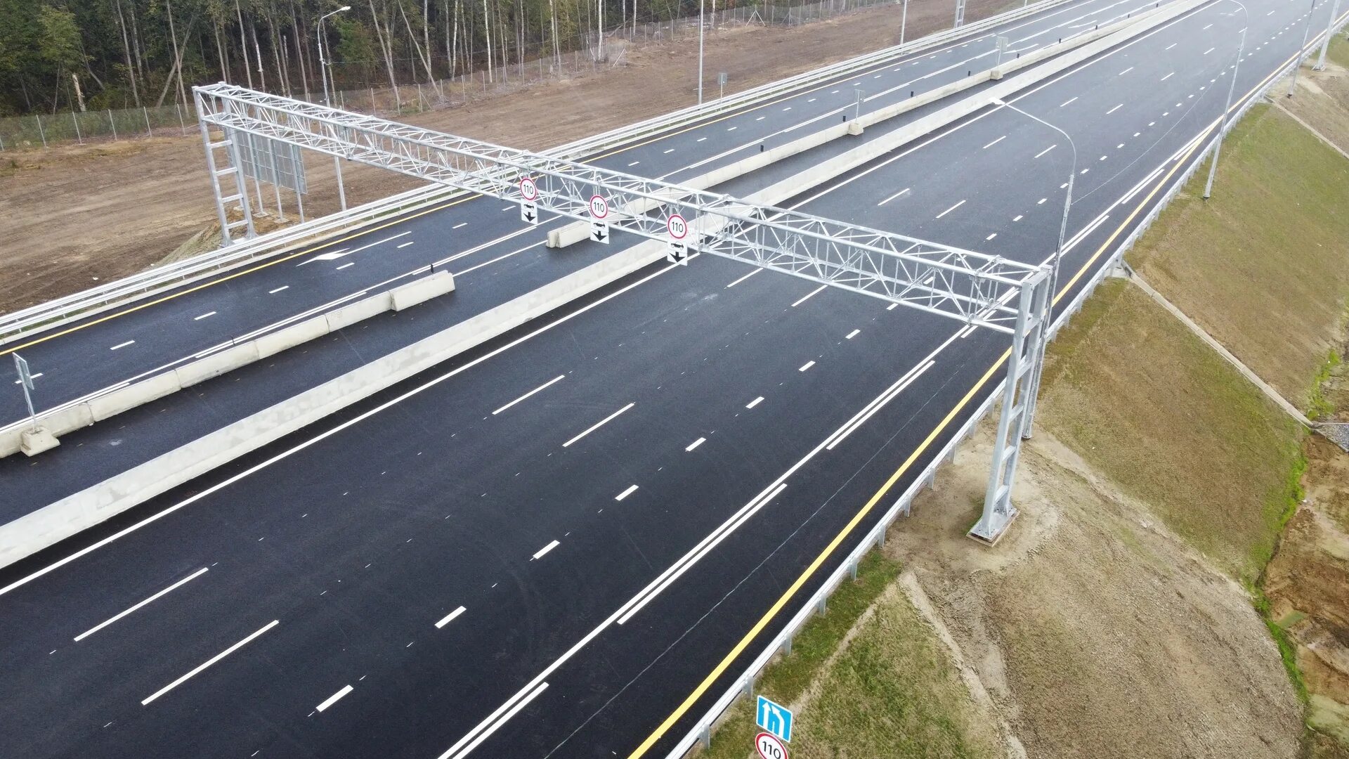 Автодор дороги avtodor platnie dorogi com. Трасса м12 Восток. Скоростная трасса. Автомагистраль. Платная трасса.