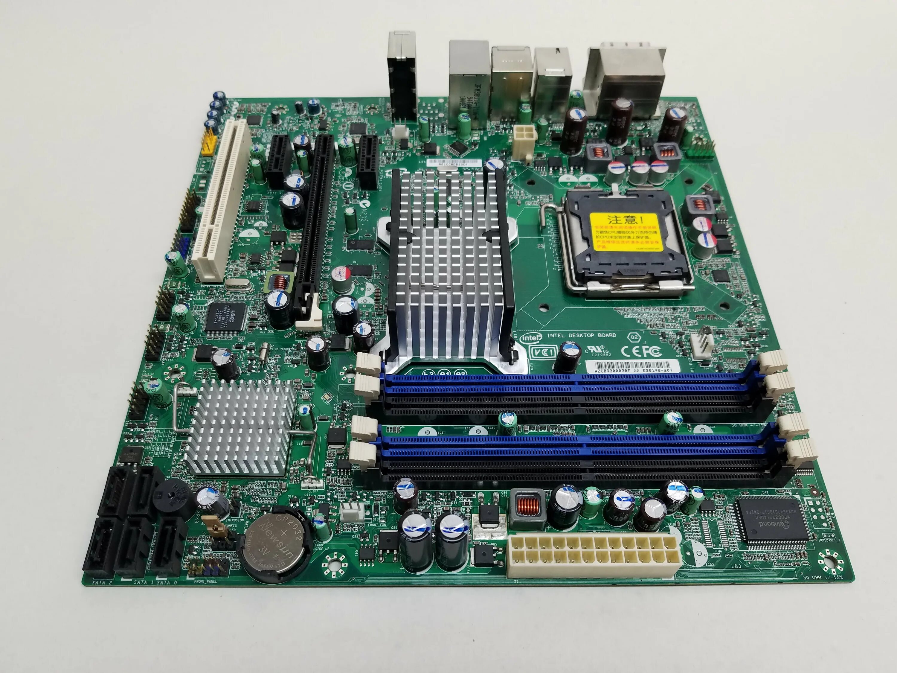 Интел 775. Intel motherboard 775. Intel desktop Board 775. Материнская плата Intel dq45cb. Материнская плата Intel desktop Board lga775.