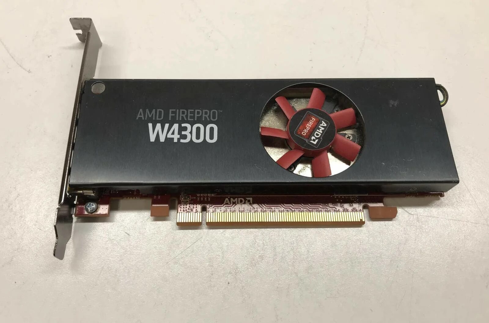 Ati radeon 4300. FIREPRO w4300 4gb. AMD FIREPRO w4300. Видеокарта AMD FIREPRO v5900. AMD FIREPRO w8000 4gb Ram.