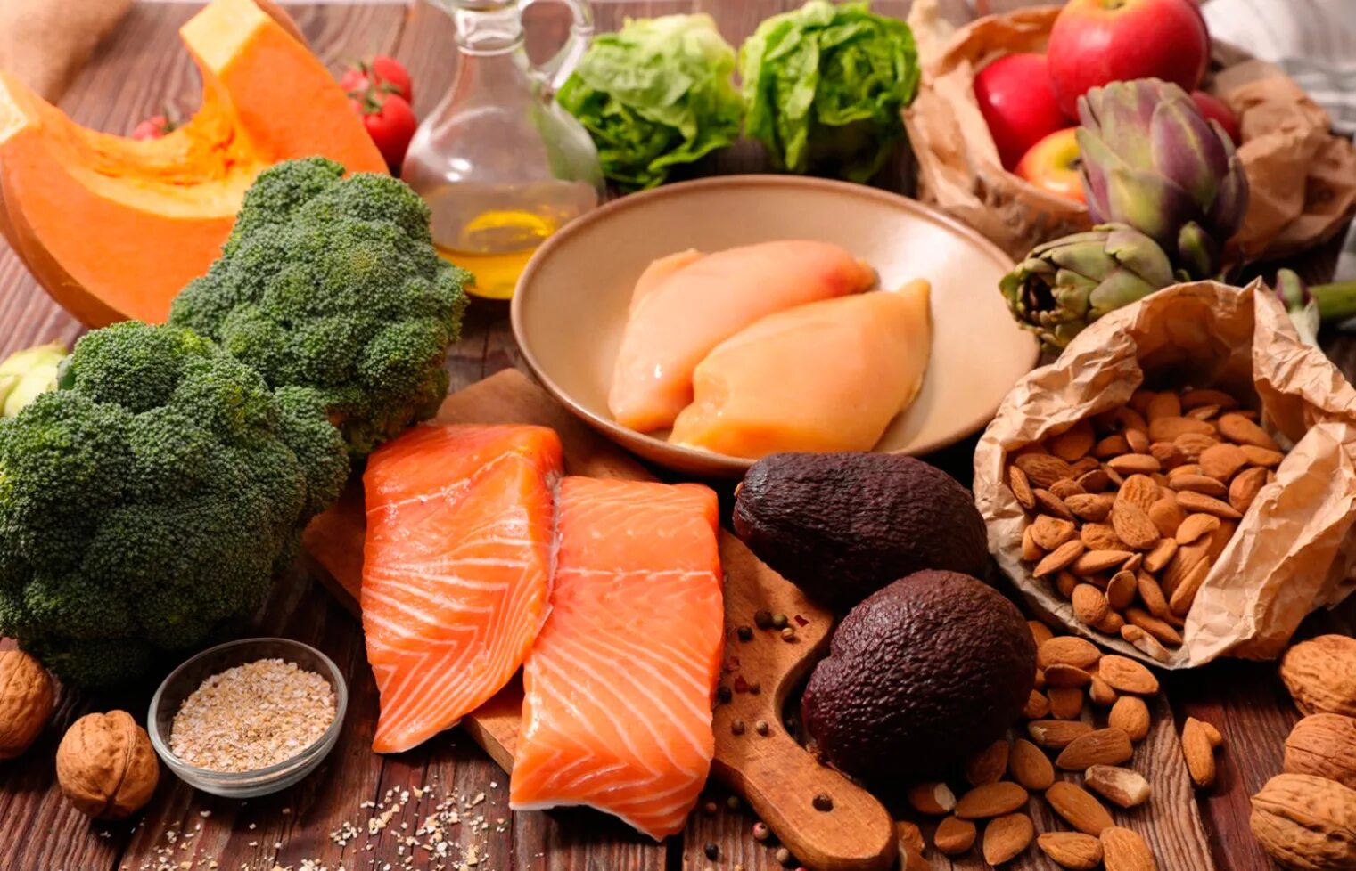 пища наступать. здоровые продукты питания. пища наступать. здоровая еда. пища наступать.