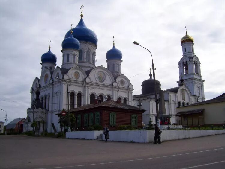 Погода в дмитровском районе в рогачево. Церковь Николая Чудотворца Рогачево. Село Рогачево Дмитровский район. Дмитров Рогачево храм. Храм в селе Рогачево Дмитровского района Московской области.