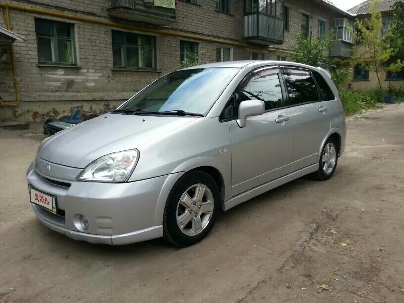 Купить сузуки аерио. Suzuki Aerio 2001. Сузуки Аэрио 2004. Сузуки Аэро 2004. Сузуки Аэро 2001.