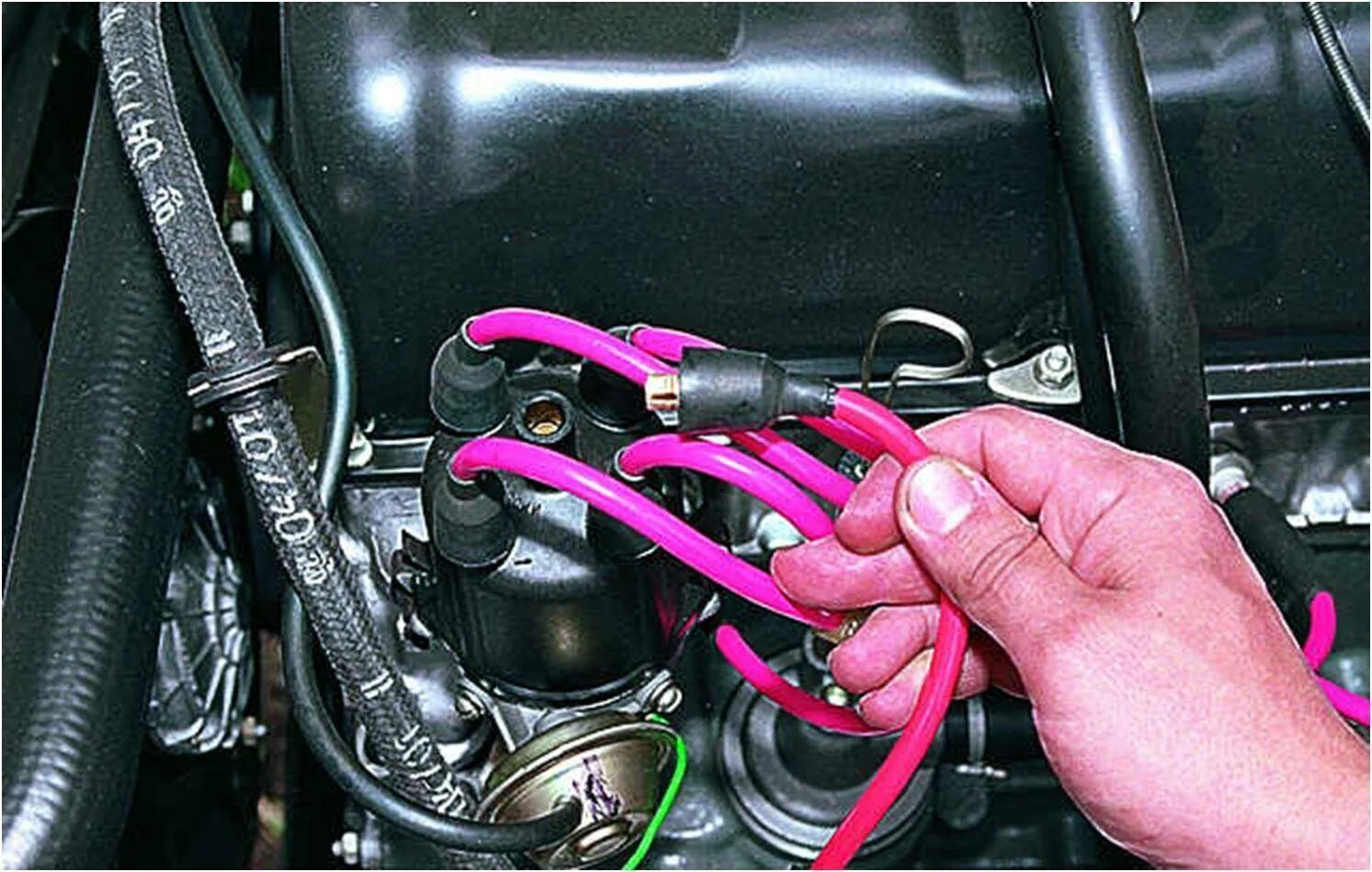 Датчик зажигания ваз 2114. Инжектор как проверить зажигание. Схема подключения двухконтурного зажигания с одним датчиком холла. Система питания двигателя внутреннего сгорания инжектор. Схема зажигания инжекторного двигателя ваз 2107.