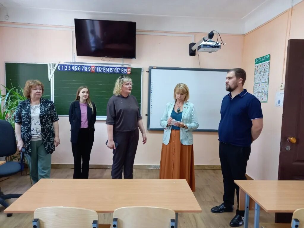 Брянск улица пересвета 20 брянский городской учебный центр. Студия обучения брянск. Брянский учебный. Ао баз брянск. Учебный центр.