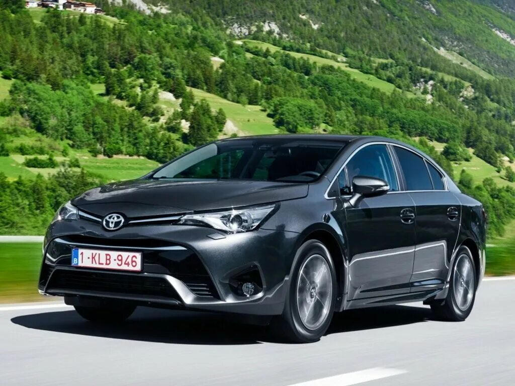 Новые выпуски тойот. Тойота Авенсис 2018. Тойота Авенсис 2018 седан. Toyota Avensis 2015 седан. Toyota Avensis 2016 седан.