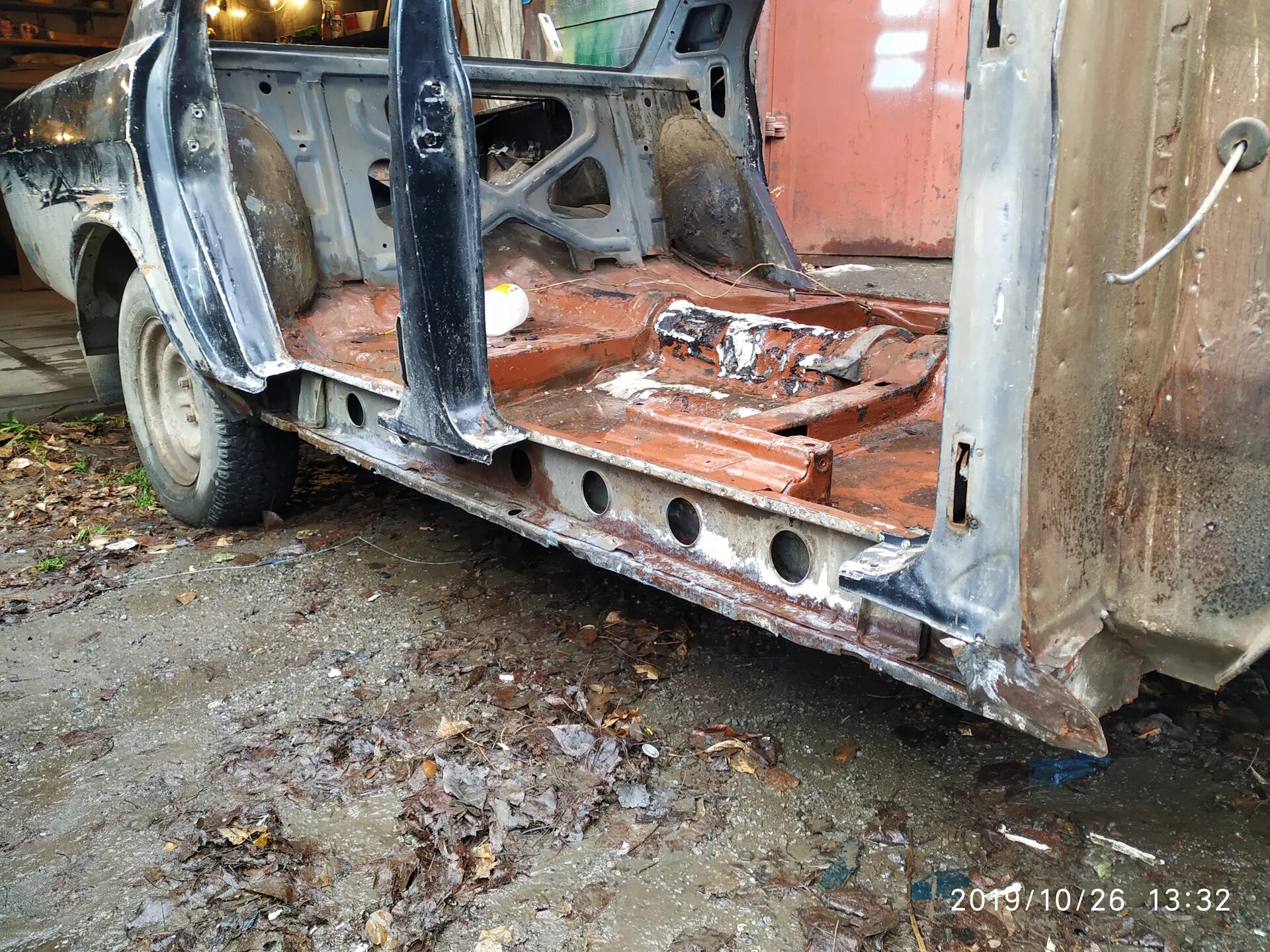 Схема газ 24 пороги газ 24 сагг лужке порогов. Короб порога волга 3110. Замена порога газ. Пороги газ 24. Порог газ 24 спереди.