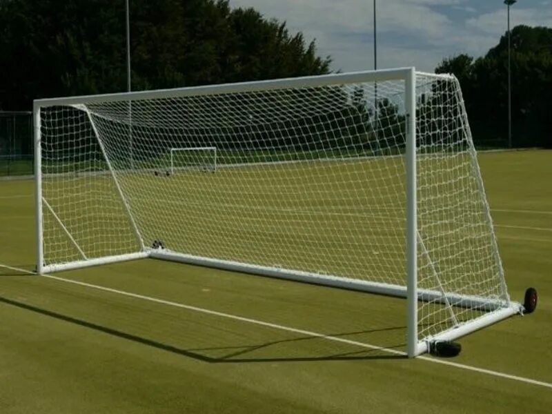 футбольные ворота высота. размер ворот в большом футболе. ворота футбольные большие. ширина и высота ворот в футболе. 224 307 ворота футбольные 120 x 80 x60 см.