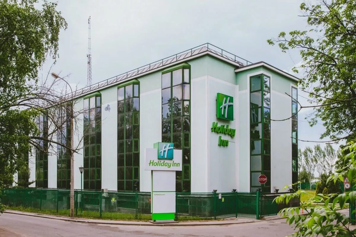 Холидей инн москва виноградово. Гостиница holiday inn виноградово. Отель виноградово дмитровское ш 171. Отель виноградово дмитровское ш 171. Гостиница виноградово дмитровское шоссе.