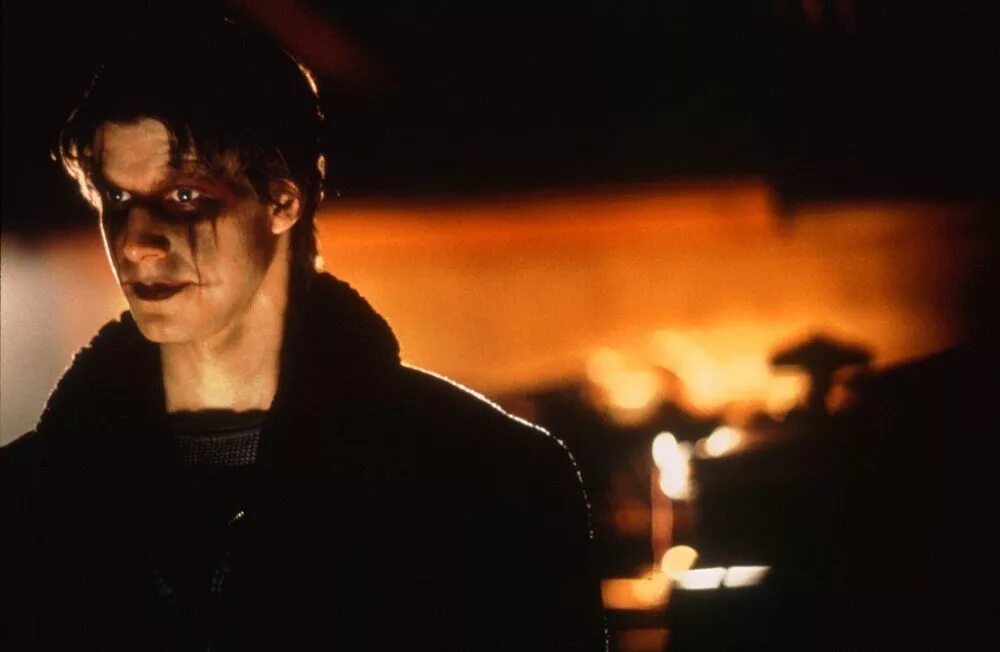 Ворон 3 спасение 2000. Ворон 3 спасение 2000. Спасение алекс корвис. Ворон 3 спасение. Ворон 3 спасение.