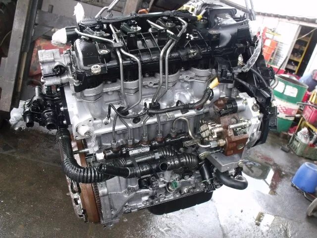 Двигатель пежо 1.6 купить. Мотор 1.6 HDI. 1 6 HDI Peugeot. Двигатель 1.6 HDI Пежо. 1.6 HDI dv6c.