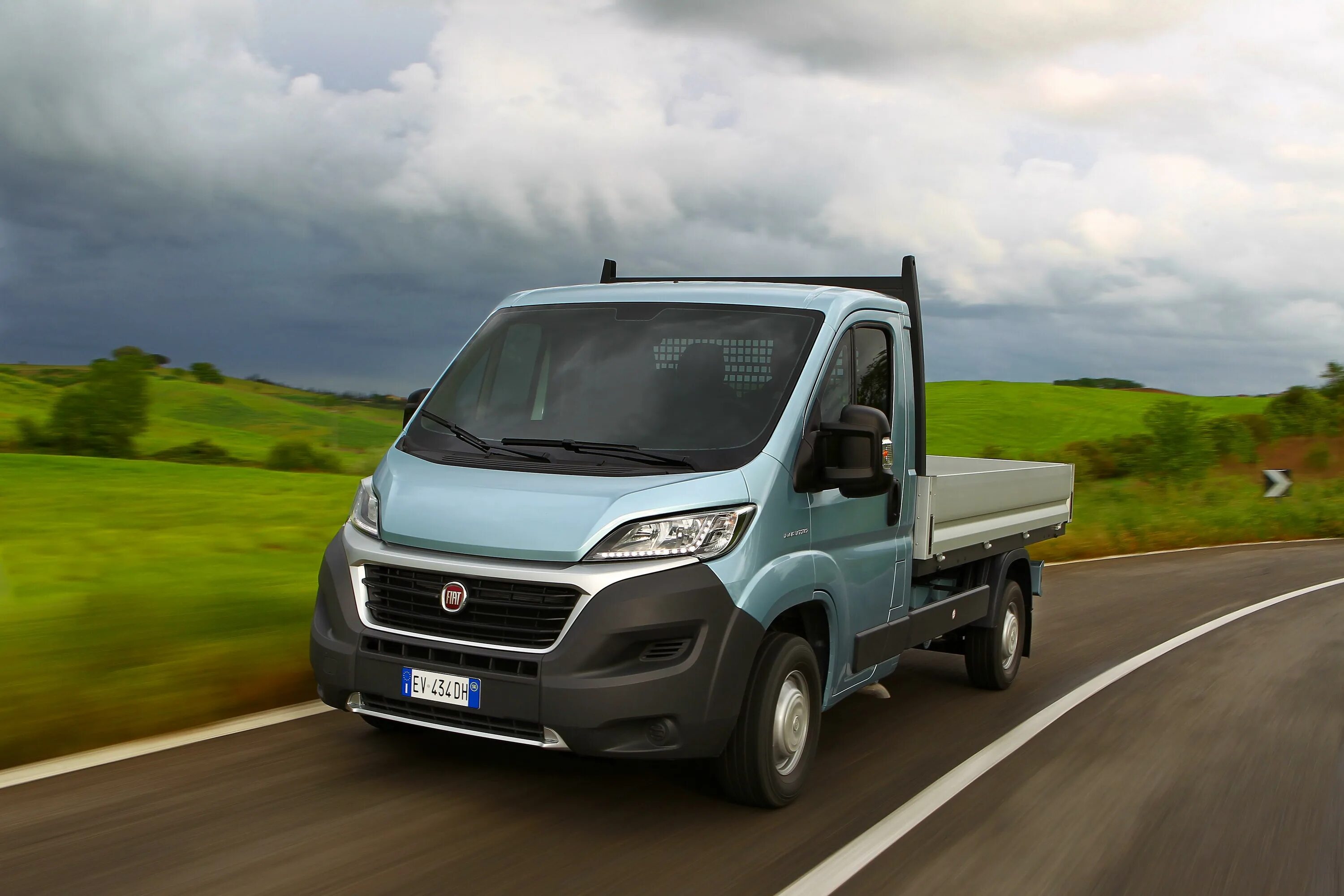 Фиат дукато грузовой. Фиат Дукато 2015. Fiat Ducato грузовой. Фиат Дукато 2023. Фиат Дукато 2023 новый.