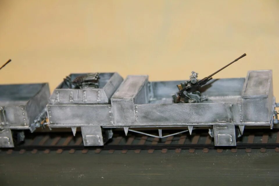 Умбум бронепоезд. Бронепоезд "zeppelin". Железная дорога модель бронепоезда. Модели бронепоездов 1 72. Модель бронепоезда.