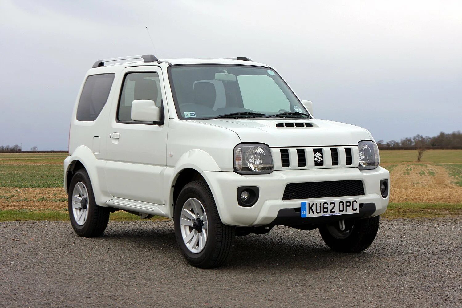 Сузуки джимни расход топлива. Suzuki jimny 5 дверный. Расход топлива сузуки джимни 1. Сузуки джимни расход. Suzuki jimny 1999.