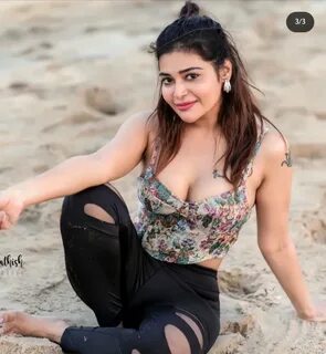 Dharsha Gupta's Feet 