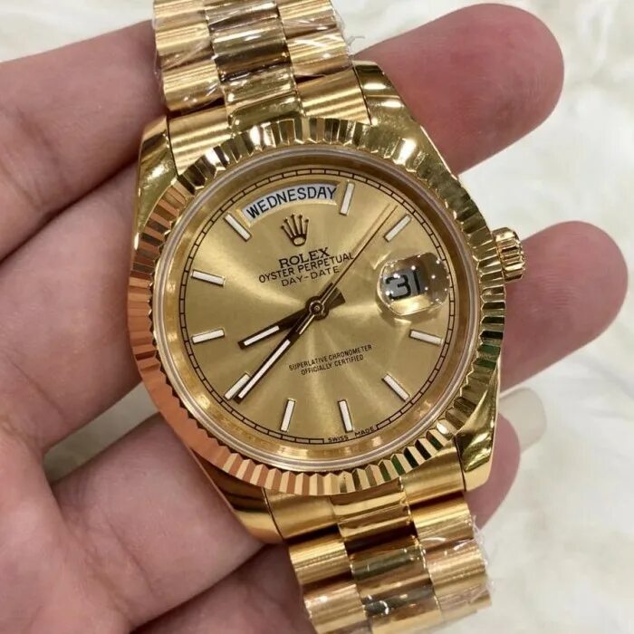 Rolex часы a1269. Часы ролекс day date. Часы ролекс 116620. Золотые ролекс daytona. Ролекс cosmograph daytona.