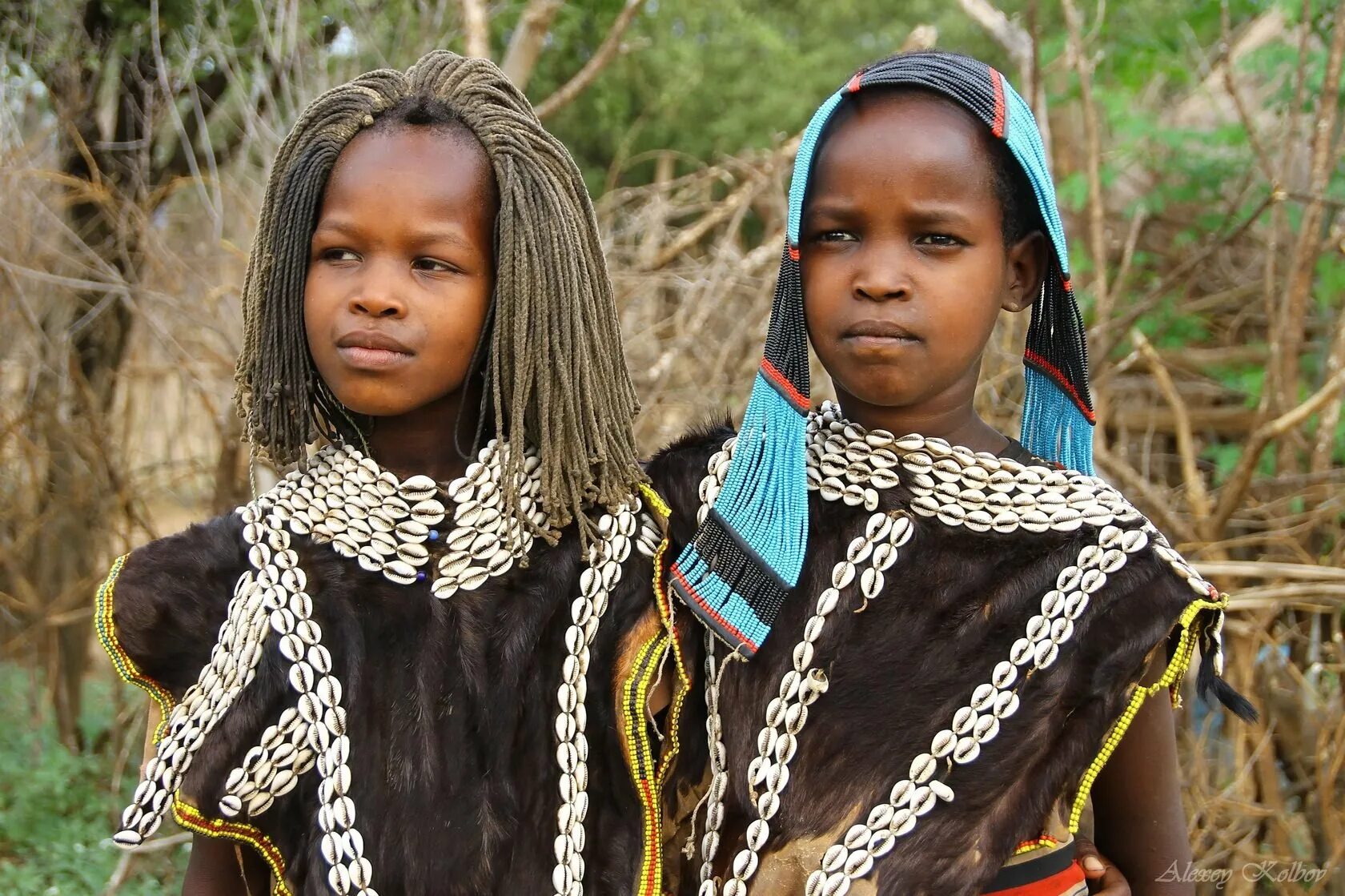 африканские воины империи сонгай. зулусы народ африки. царь манса муса. народы южной африки. вел свой род от африканского княжеского племени.