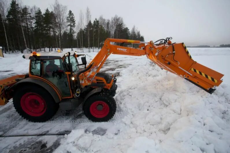 Отвал МТС-104. Трактор с отвалом и ковшом JSB. Трактор с отвалом и ковшом JCB. Отвал для фронтального погрузчика СДМ 853н. Экскаватор погрузчик передний ковш