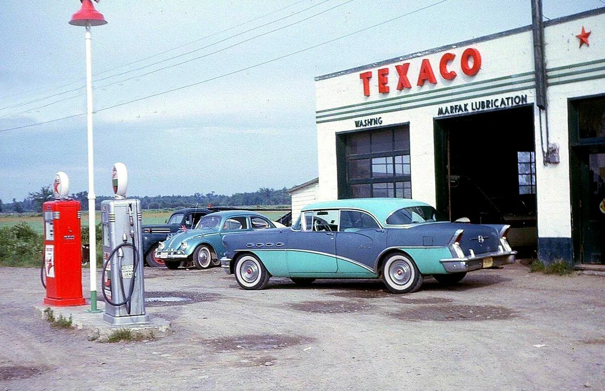 Has 50 s. Уолтер ДОРВИН Тиг Тексако. Texaco Gas Station. Уолтер ДОРВИН Тиг автозаправки. Техасо 50 годов.