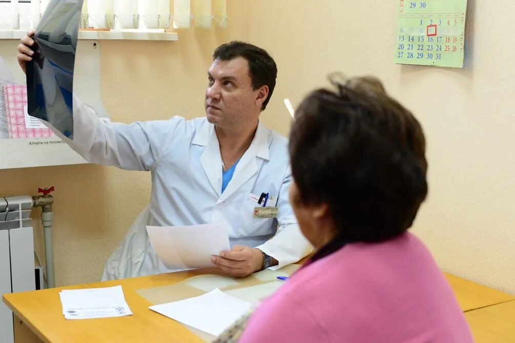 Прием онколога краснодар. Прием у врача онколога. онкологический диспансер армавир. больница армавир онкологическая. армавирский онкодиспансер химиотерапевты.