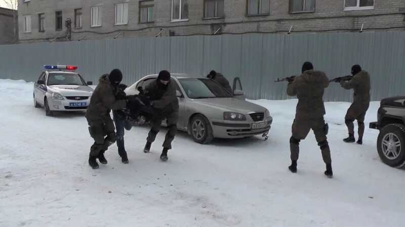 Нижнетагильский ОМОН. Полиция верхняя Салда. ОМОН на девятках. Спецназ в верхней Салде.