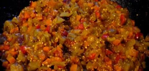 Вкусная баклажанная икра на сковороде