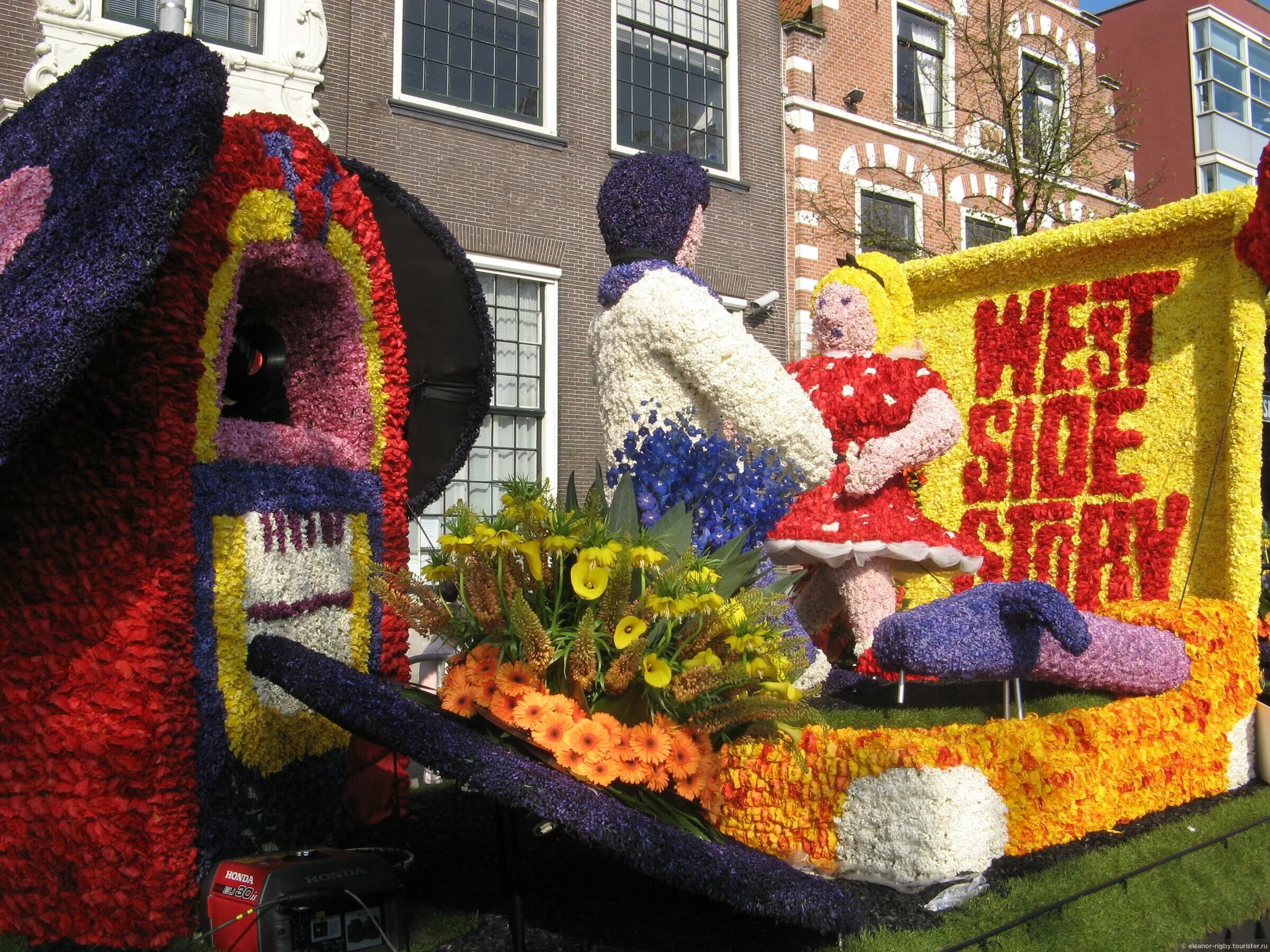 Поделка парад цветов. Поделки парад. Поделка на тему парад цветов 3 класс. Поделки парад. Парад цветов поделка в сад.