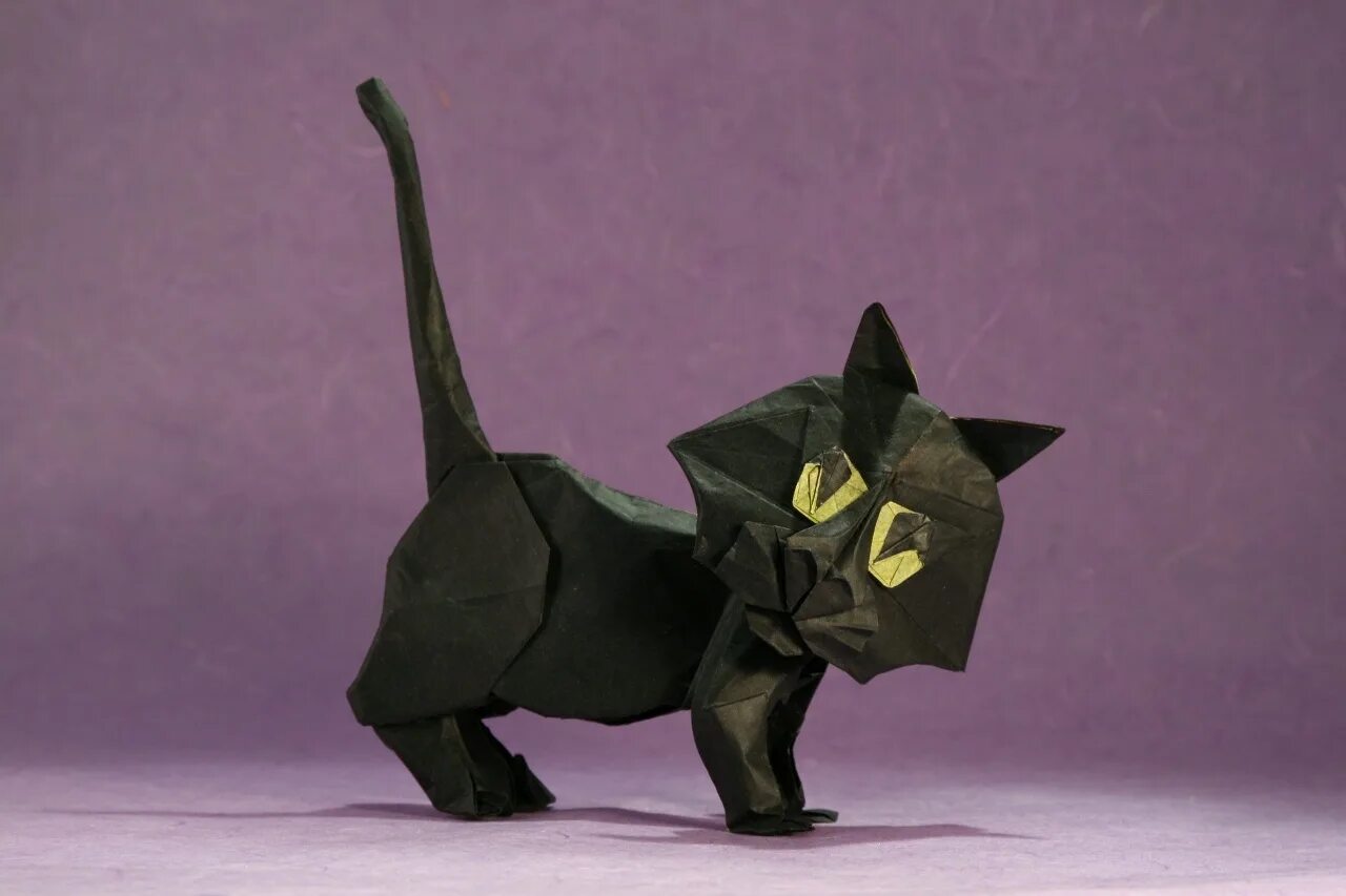Объемная кошка из бумаги. Оригами котик. Оригами кошка. Оригами кошка объемная.