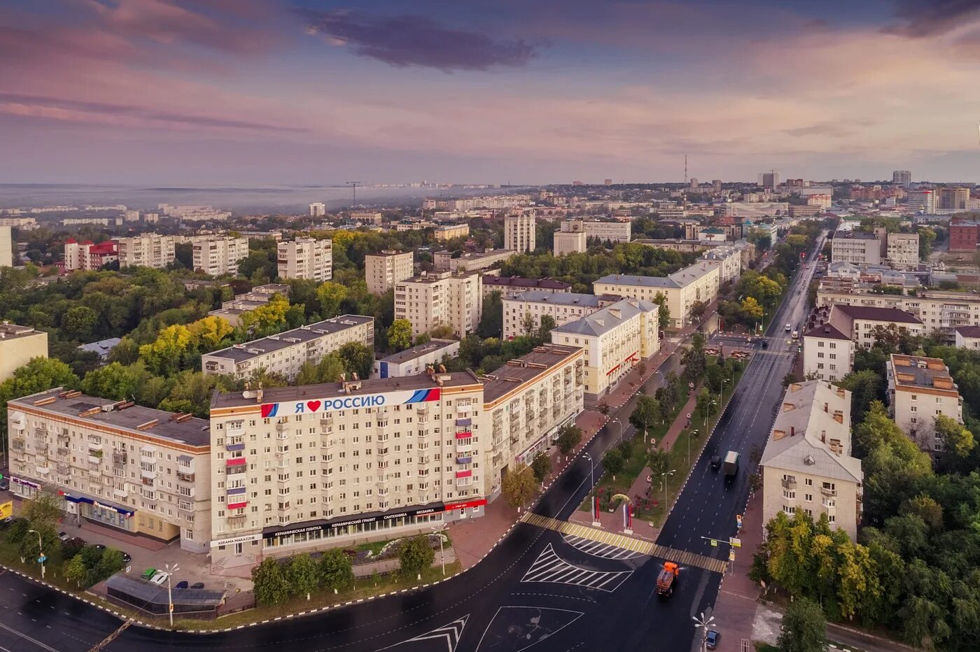 Самарская улица ульяновск. Улица Минаева Ульяновск. Г Ульяновск ул Минаева. Город Ульяновск улица Минаева. Ульяновск улица Минаева с высоты.