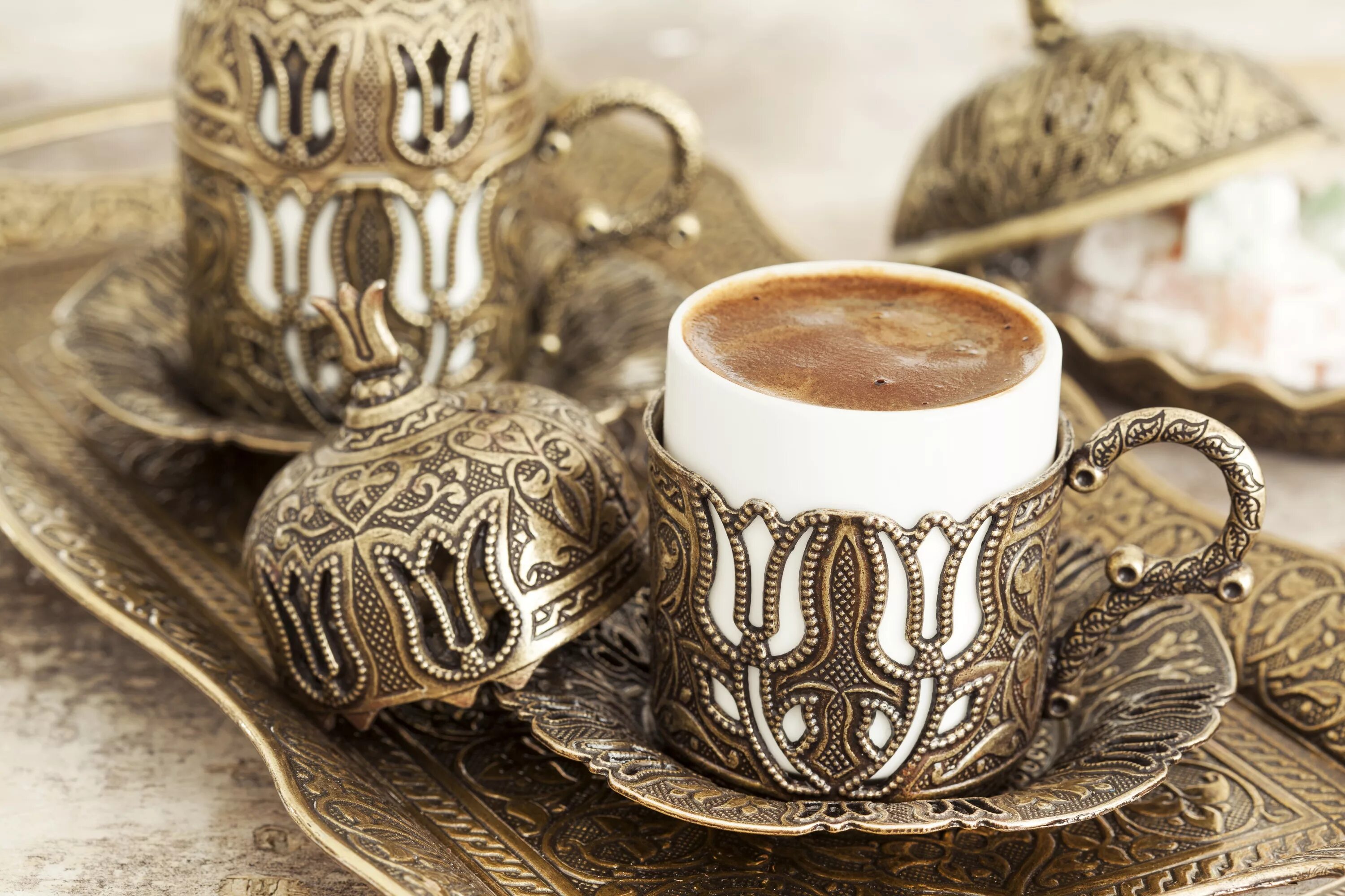 кофе в восточном стиле. кофе в восточном стиле. чаепитие в восточном стиле. кофе в восточном стиле. турецкий кофе.