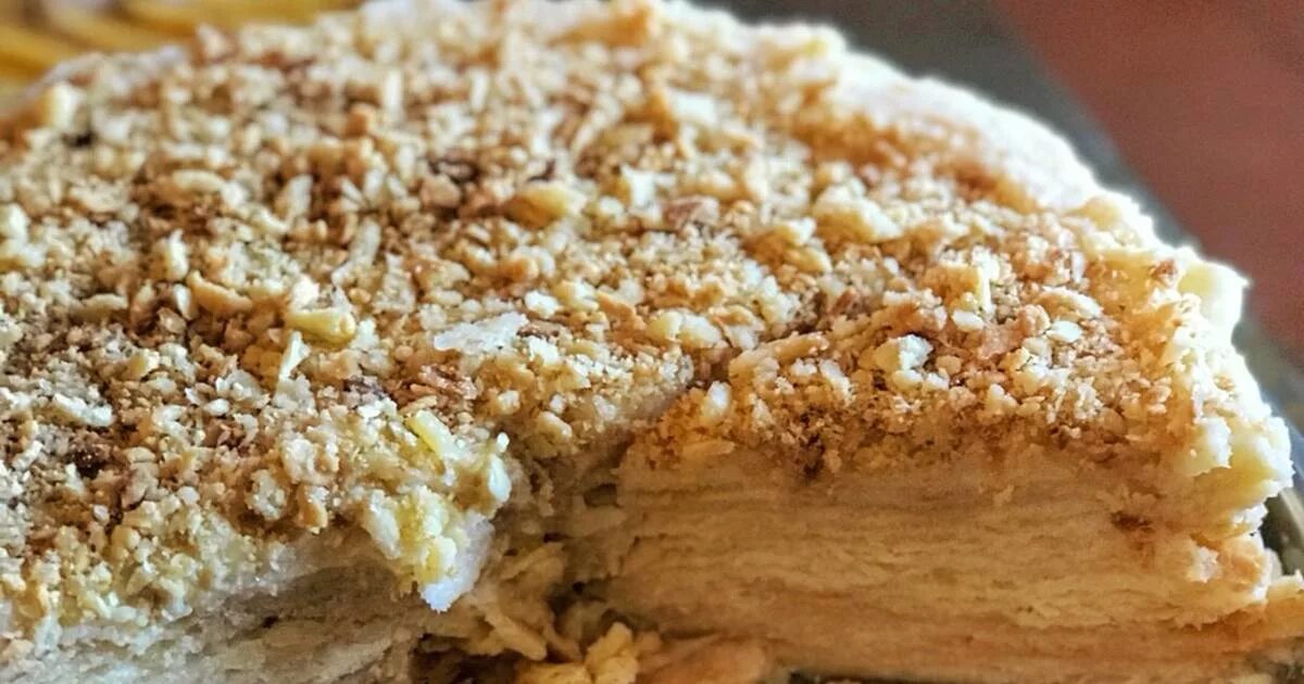 Нежный торт "наполеон. Торт наполеон. Наполеон торт бабушка. Бабушкин наполеон. Наполеон торт бабушка.