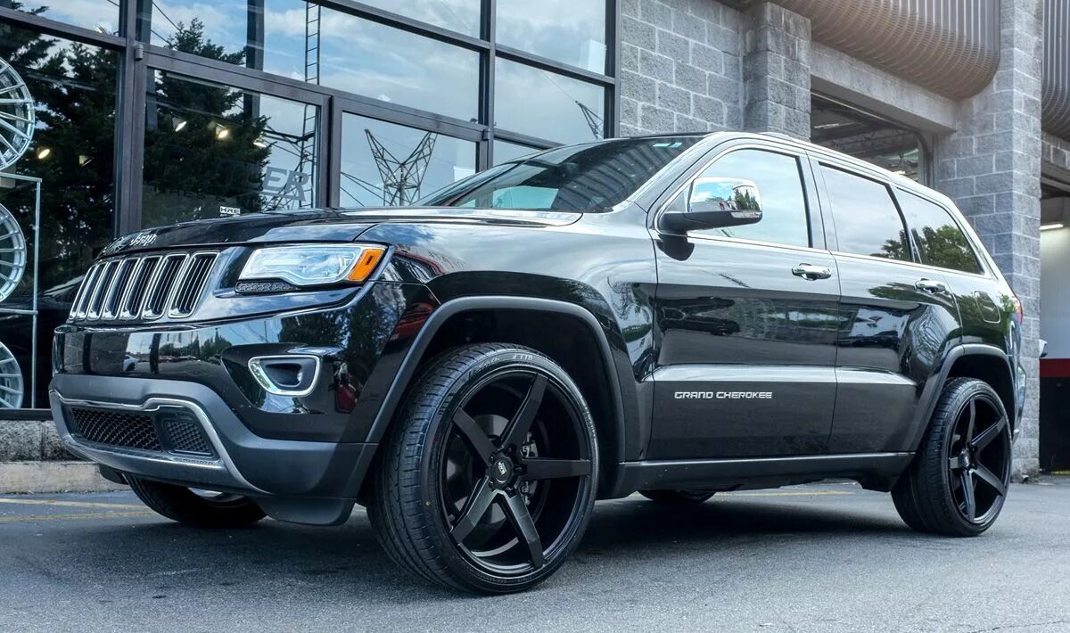 Jeep grand cherokee 2020 r20 диски. Jeep grand cherokee wk r20. диск jeep grand cherokee srt8 r20. диски jeep grand cherokee wk2 r20. Jeep grand cherokee srt8.